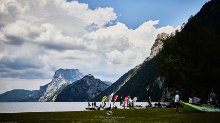 Foil pumping and chess - how to stay active on a 'no wind' day